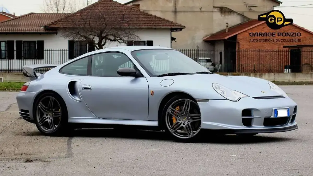 Usata Porsche 996 Turbo 551 CV (405 kW) 2002 Polar silver metallic Coupé