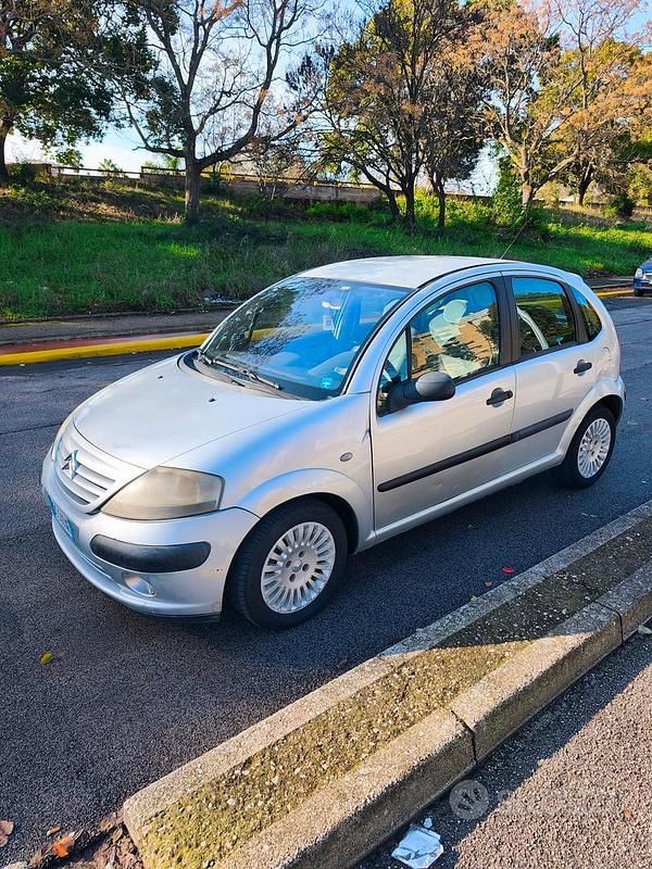Usata Citroën C3 68 CV (50 kW) 2001 Grigio Berlina