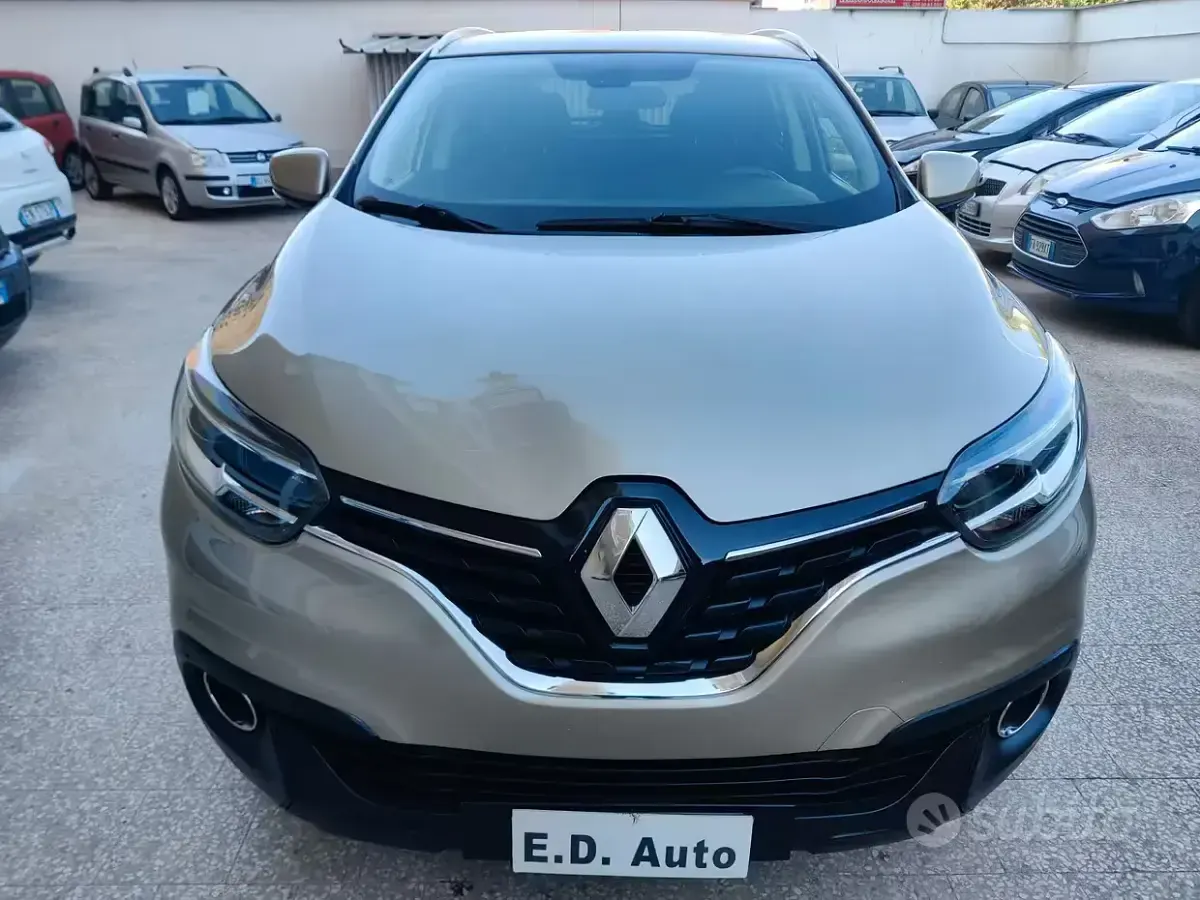 Usata Renault Kadjar Business 116 CV (85 kW) 2018 Giallo SUV