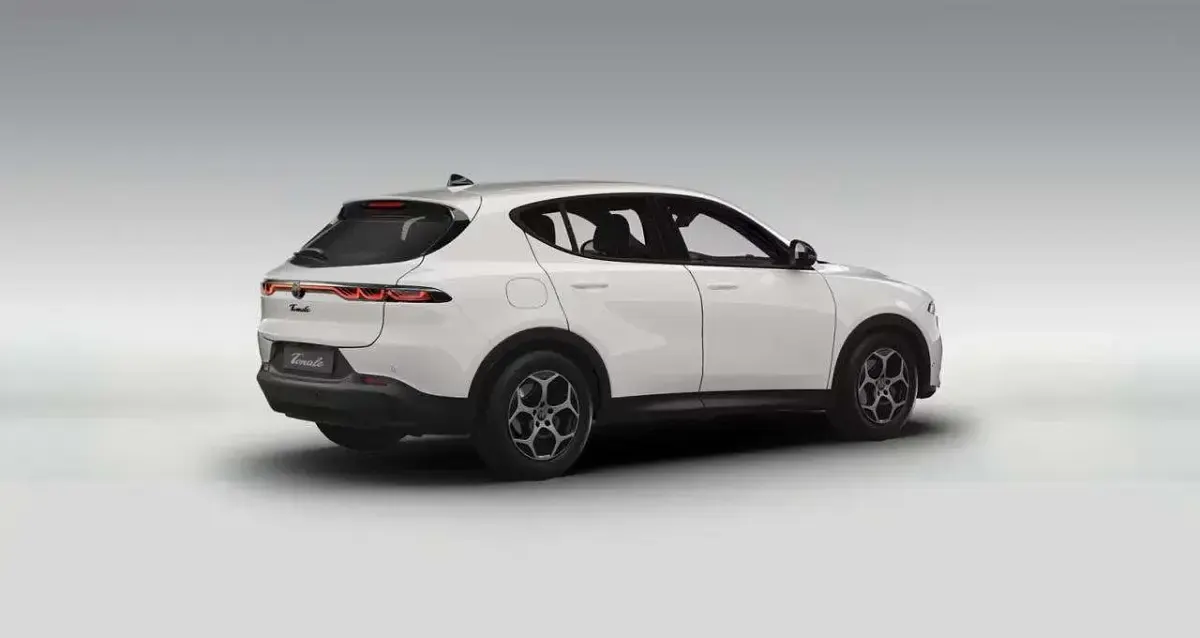 Nuova Alfa Romeo Tonale Sprint 175 CV (128 kW) 2026 Bianco SUV