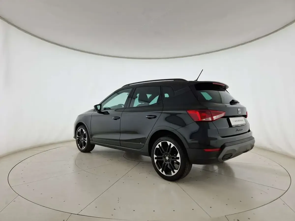Nuova Seat Arona Black Edition 116 CV (85 kW) 2026 Nero midnight SUV