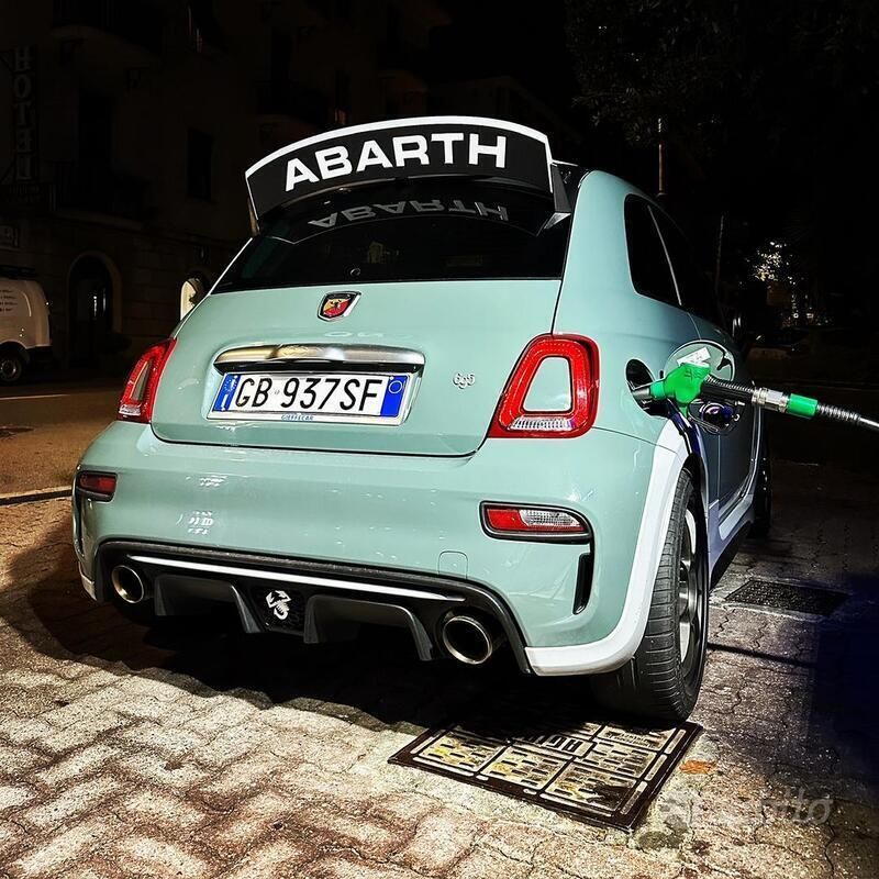 Usata Abarth 695 180 CV (132 kW) 2020 Verde Utilitaria