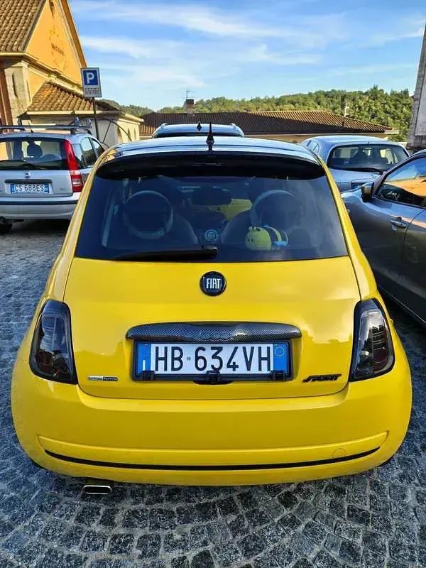 Usata Fiat 500 Sport 69 CV (50 kW) 2008 Giallo Utilitaria