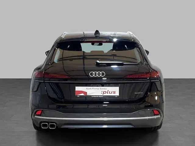 Usata Audi A6 S-Line 204 CV (150 kW) 2026 Nero mythos metallizzato Station wagon