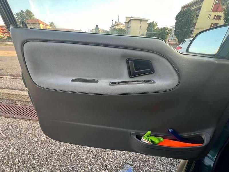 Usata Suzuki Vitara 95 CV (69 kW) 1999 Verde SUV