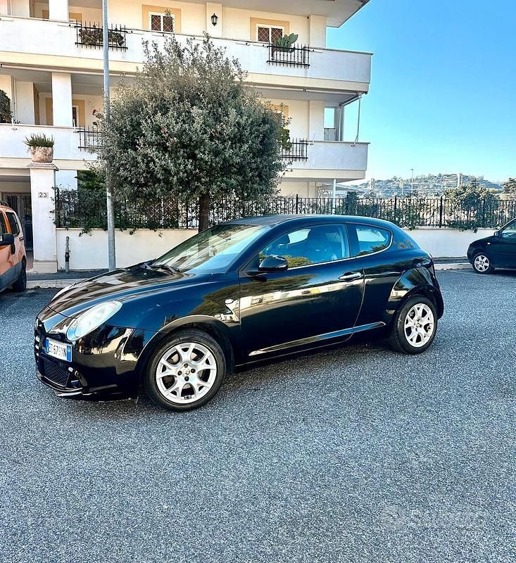 Usata Alfa Romeo MiTo 120 CV (88 kW) 2010 Nero Utilitaria