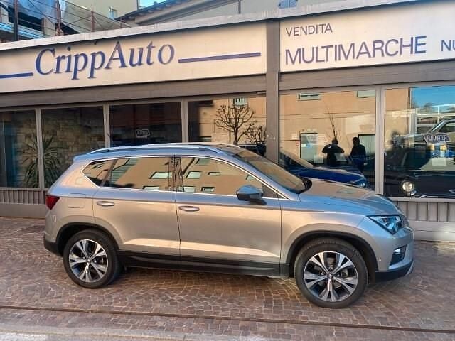Grigio Usata 2016 Seat Ateca 4Drive SUV | 18.800 € (Buon prezzo) - Immagine 1/4