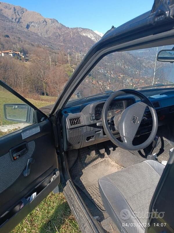 Usata 1998 Subaru Justy Due volumi | 4500 € - Immagine 1/4