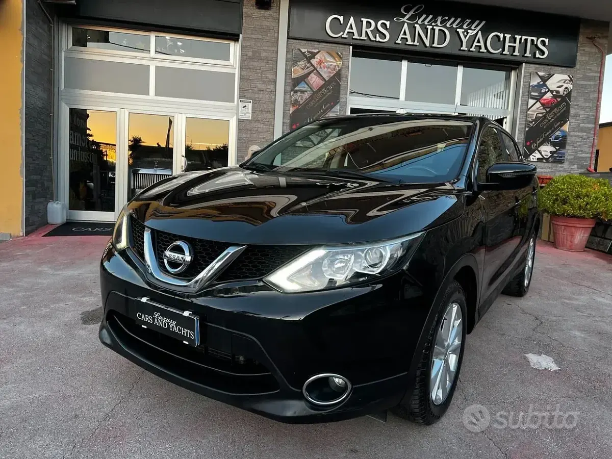 Usata Nissan Qashqai 131 CV (96 kW) 2016 Nero SUV