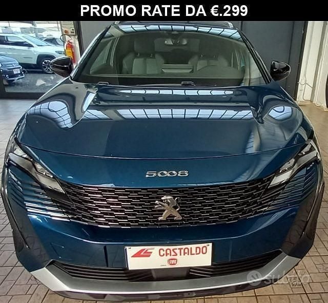 Usata Peugeot 5008 Allure 131 CV (96 kW) 2023 Blu SUV