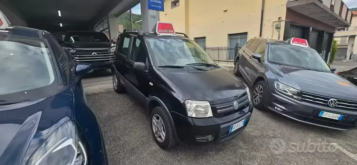 Usata Fiat Panda 4x4 69 CV (50 kW) 2003 Nero Utilitaria