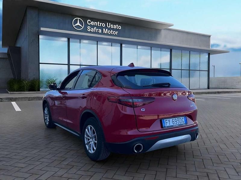 Usata Alfa Romeo Stelvio Business 190 CV (139 kW) 2019 Rosso SUV