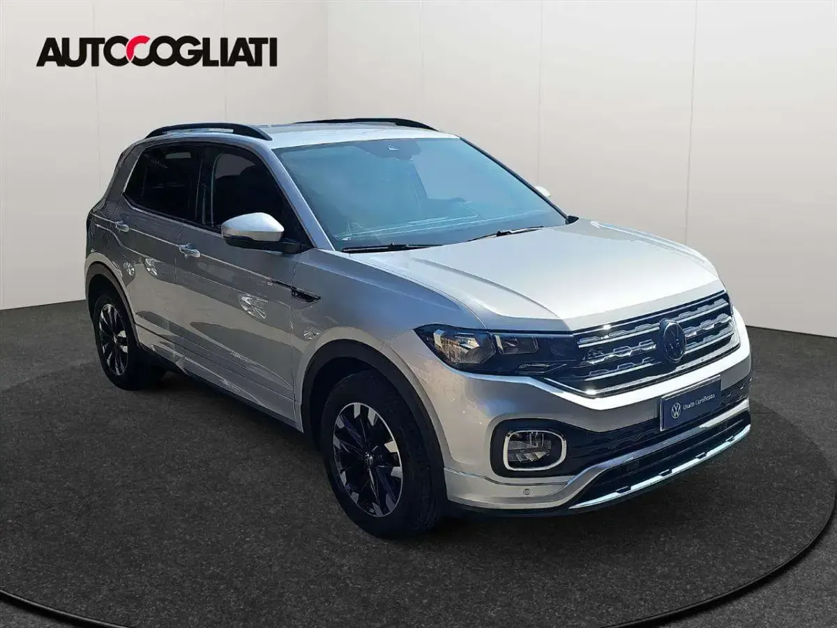 Usata VW T-Cross Sportline 95 CV (69 kW) 2023 Argento SUV