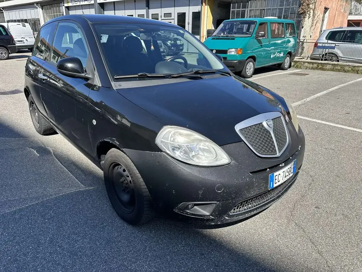 Usata Lancia Ypsilon 60 CV (44 kW) 2010 Other Utilitaria