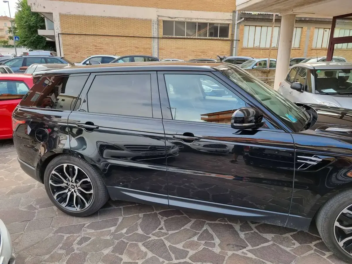 Usata Land Rover Range Rover Sport SE 249 CV (183 kW) 2018 Nero SUV