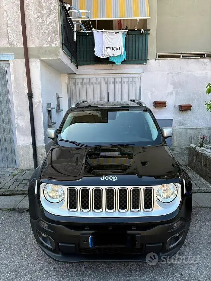 Usata Jeep Renegade Limited 120 CV (88 kW) 2017 Nero SUV