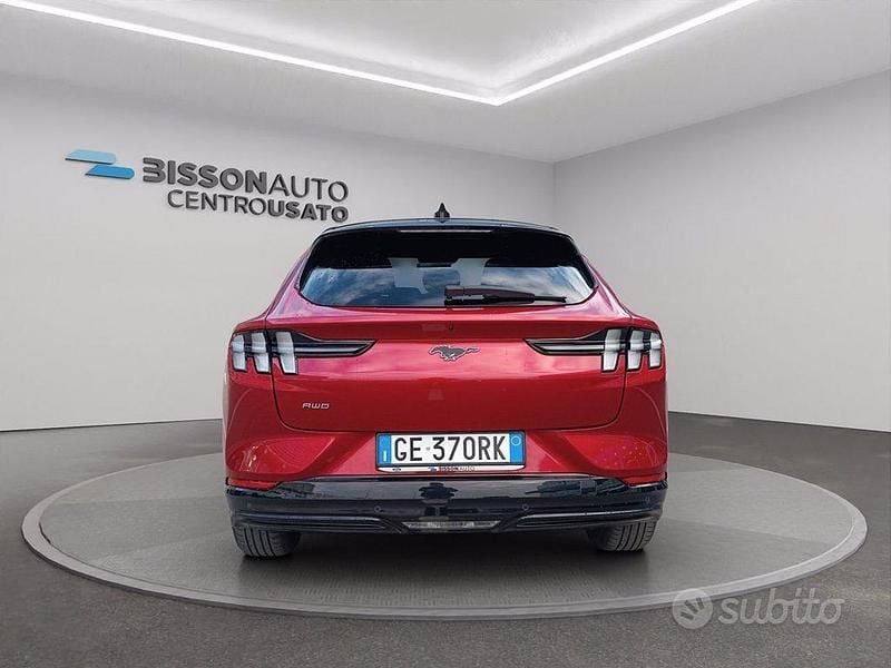 Usata Ford Mustang Mach-E Standard Range 197 kW (269 CV) 2021 Rosso SUV