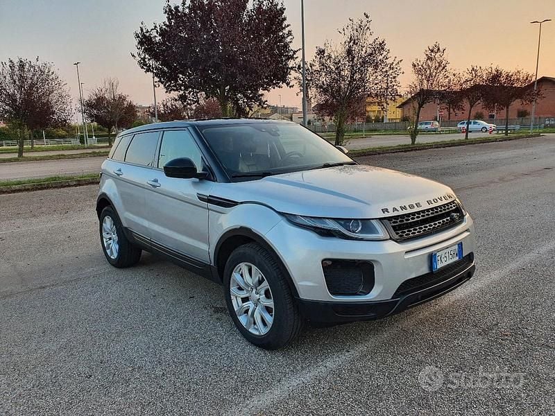 Grigio Usata 2017 Land Rover Range Rover SUV | 13.950 € (Buon prezzo) - Immagine 1/4