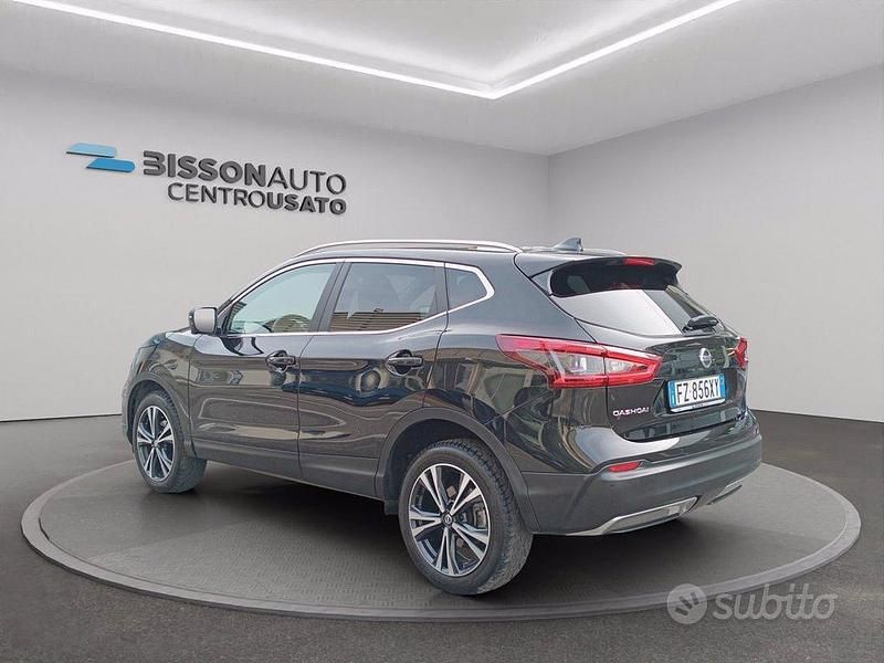 Usata Nissan Qashqai N-TEC 140 CV (102 kW) 2020 Nero SUV