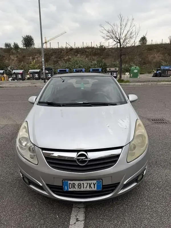 Usata Opel Corsa Sport 90 CV (66 kW) 2008 Utilitaria