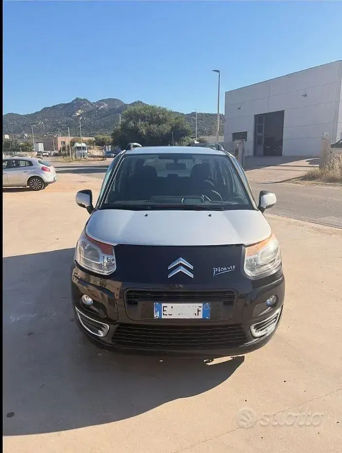 Usata Citroën C3 Picasso 92 CV (67 kW) 2011 Nero Monovolume