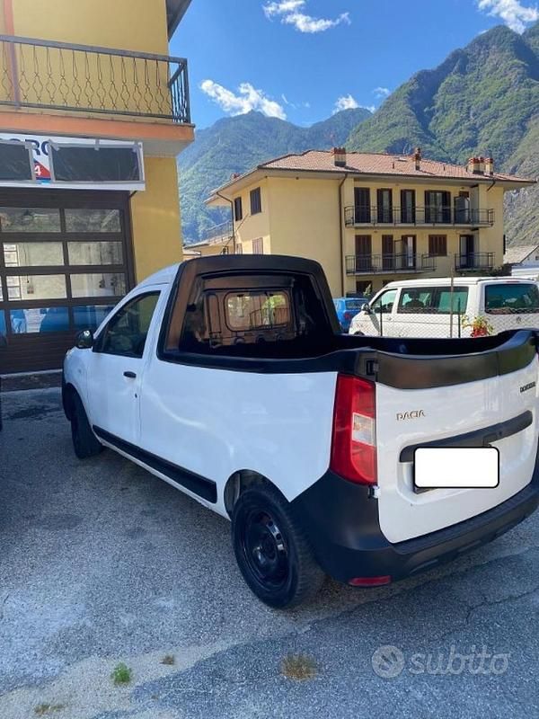 Usata Dacia Dokker 75 CV (55 kW) 2015 Bianco Monovolume