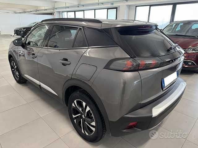 Usata Peugeot 2008 Allure 131 CV (96 kW) 2020 Grigio SUV