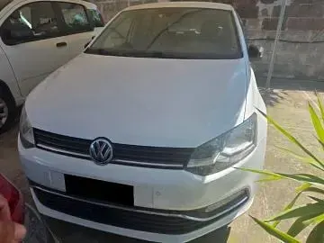 Usata VW Polo 90 CV (66 kW) 2015 Altro Berlina