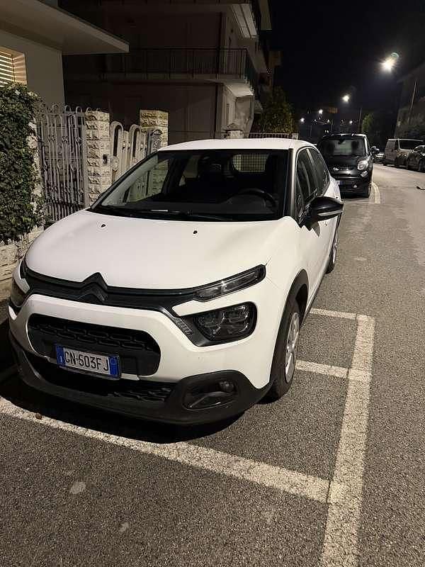 Usata Citroën C3 102 CV (75 kW) 2023 Utilitaria