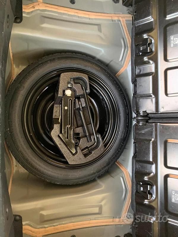 Usata Citroën C1 Shine 72 CV (52 kW) 2021 Grigio Utilitaria