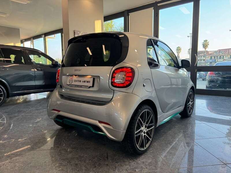 Usata Smart ForTwo Electric Drive Brabus 60 kW (82 CV) 2019 Argento iridio Utilitaria