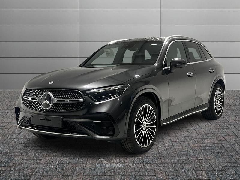 Nuova Mercedes GLC300 269 CV (197 kW) 2025 Gray Pick-up