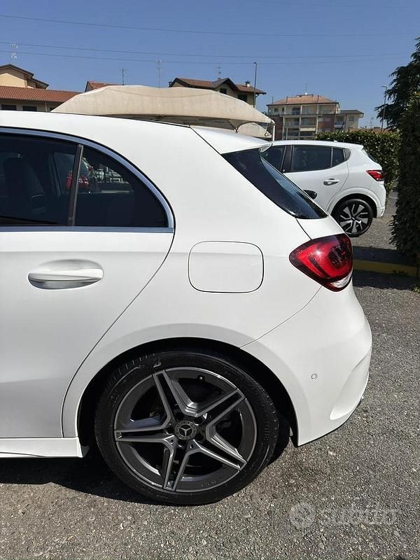 Usata Mercedes A180 Premium 136 CV (100 kW) 2020 Bianco Berlina