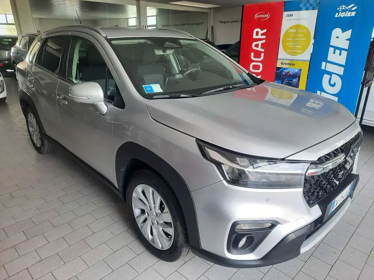 Używany Suzuki SX4 S-Cross 129 KM (94 kW) 2024 Srebrny SUV
