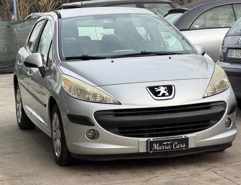 Usata Peugeot 207 88 CV (64 kW) 2008 Argento Berlina