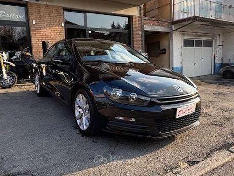 Begagnad VW Scirocco 140 HK (102 kW) 2010 Svart Sportkupé