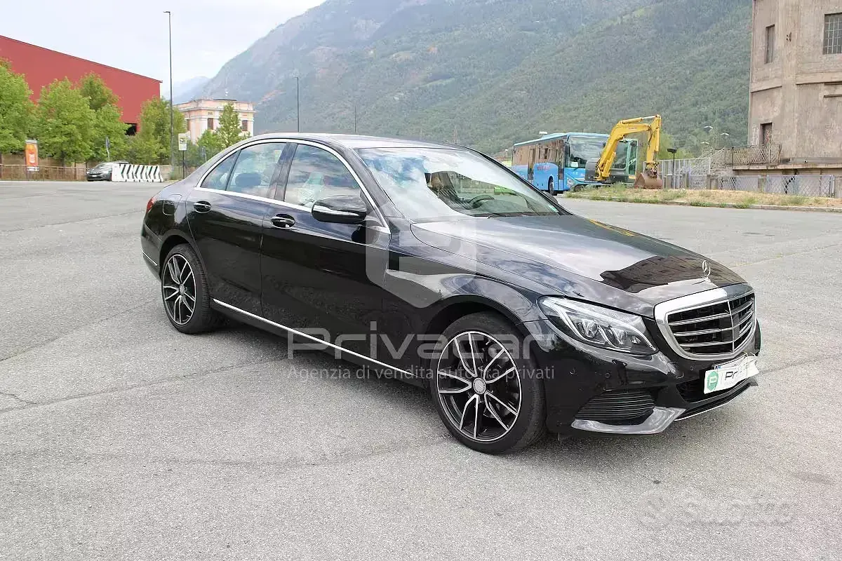Usata Mercedes C250 Premium 204 CV (150 kW) 2015 Nero Berlina