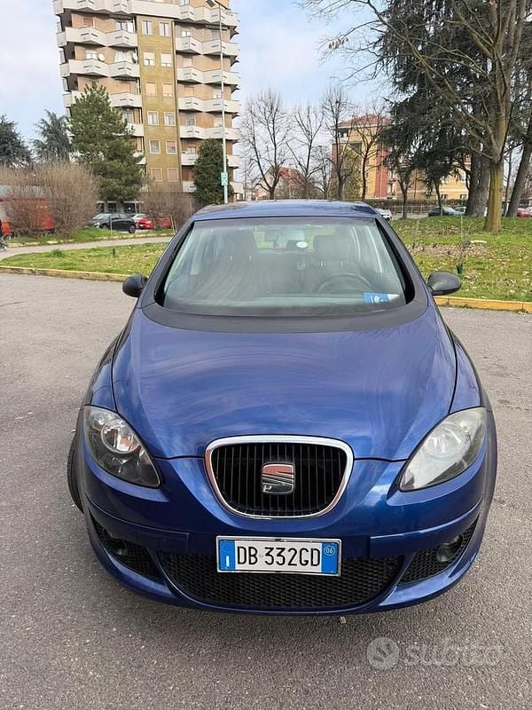 Usata Seat Altea 102 CV (75 kW) 2006 Blu Monovolume