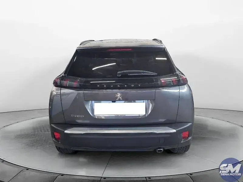 Usata Peugeot 2008 Allure 110 CV (80 kW) 2022 Grigio SUV