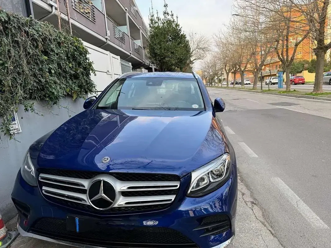 Usata Mercedes GLC220 Business 170 CV (125 kW) 2017 SUV