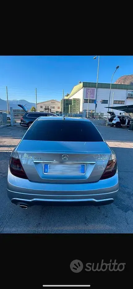 Usata Mercedes C250 204 CV (150 kW) 2011 Grigio Berlina