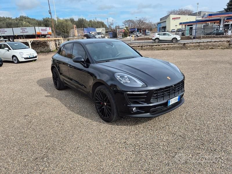 Usata Porsche Macan 252 CV (185 kW) 2018 Nero SUV