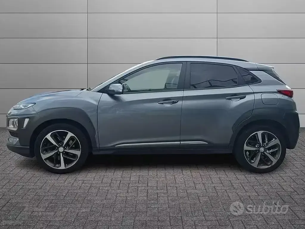 Usata Hyundai Kona Xpossible 177 CV (130 kW) 2018 Grigio SUV