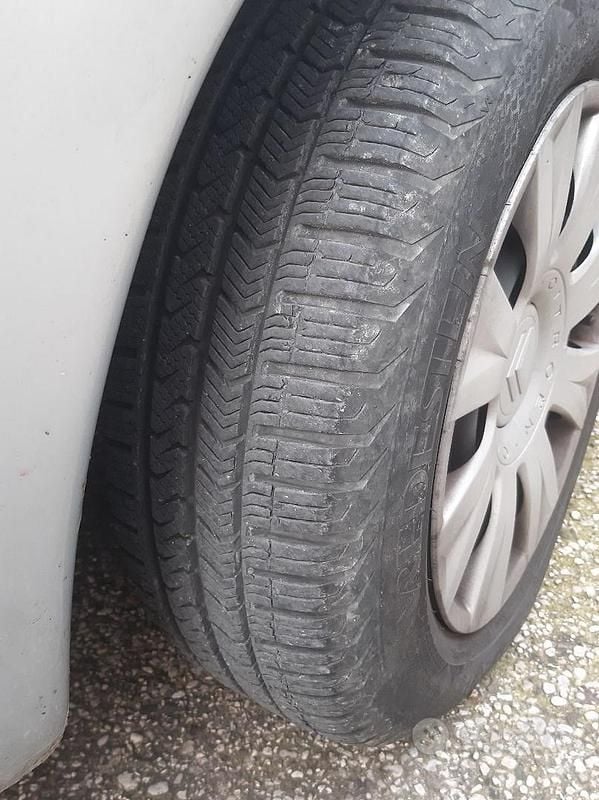 Usata Citroën Xsara Picasso 95 CV (69 kW) 2003 Grigio Monovolume