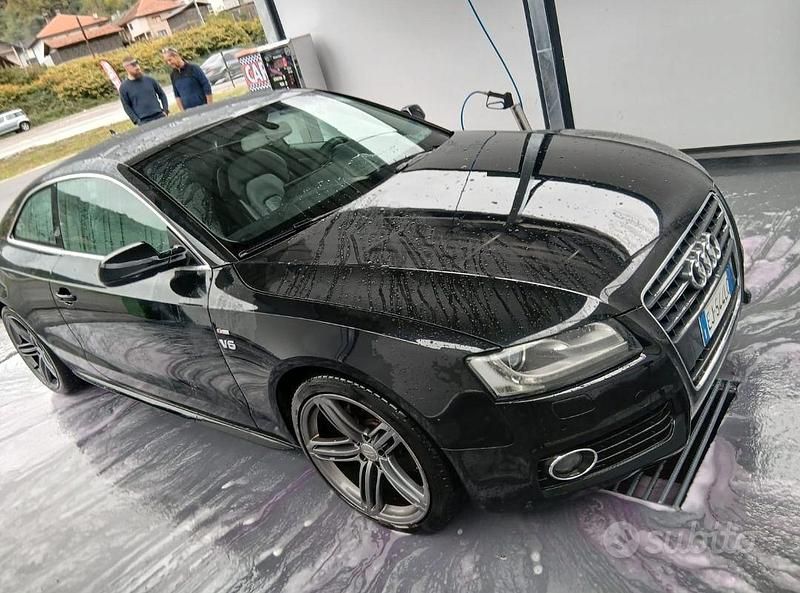 Nero Usata 2011 Audi A5 Coupé | 11.900 € - Immagine 1/4