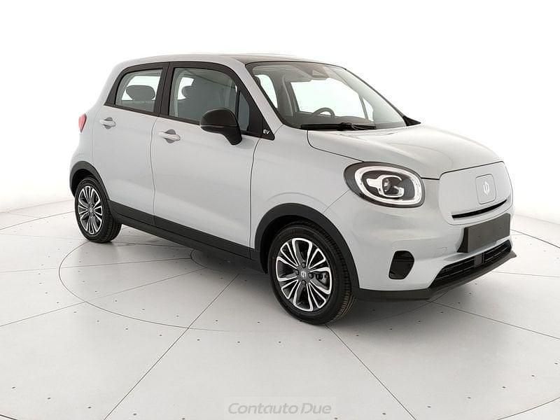 Nuova Leapmotor T03 69 kW (95 CV) 2025 Starry silver Utilitaria