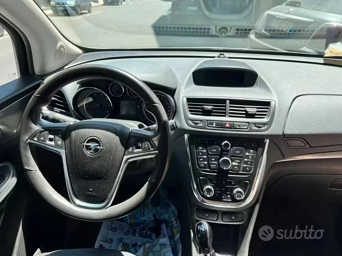 Usata Opel Mokka 131 CV (96 kW) 2015 Bianco SUV