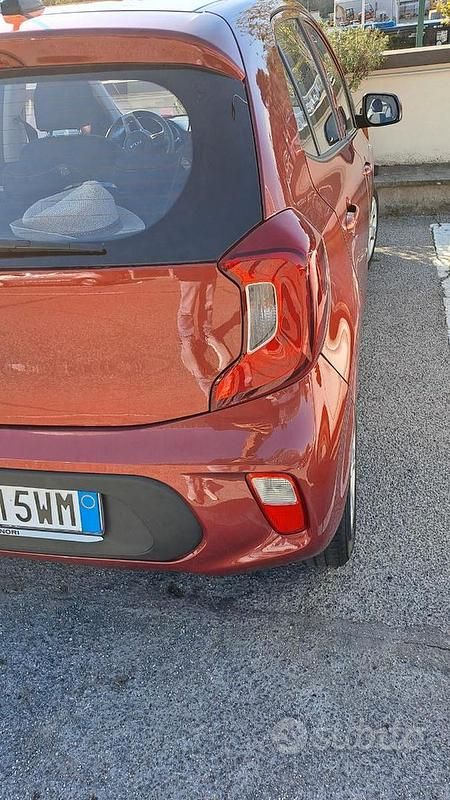 Usata Kia Picanto 67 CV (49 kW) 2022 Utilitaria