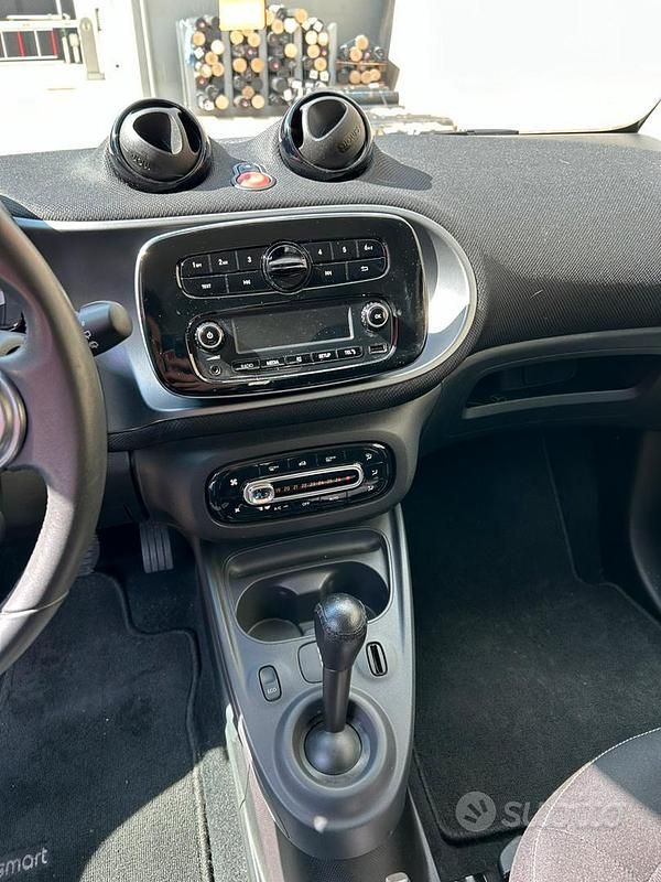 Usata Smart ForTwo Electric Drive 44 kW (61 CV) 2018 Nero Coupé