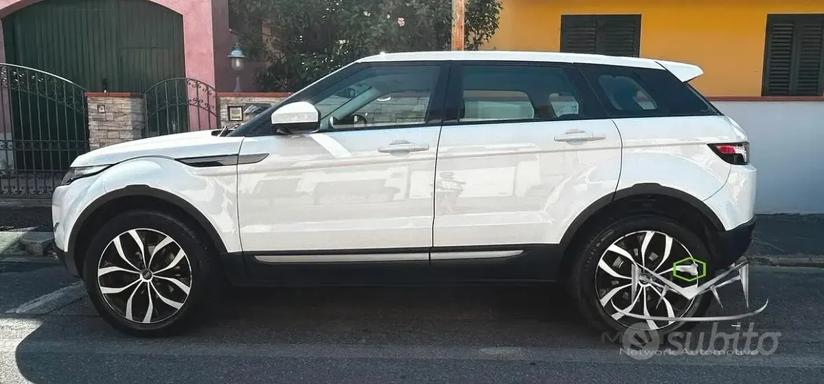 Usata Land Rover Range Rover evoque Prestige 150 CV (110 kW) 2014 Bianco SUV